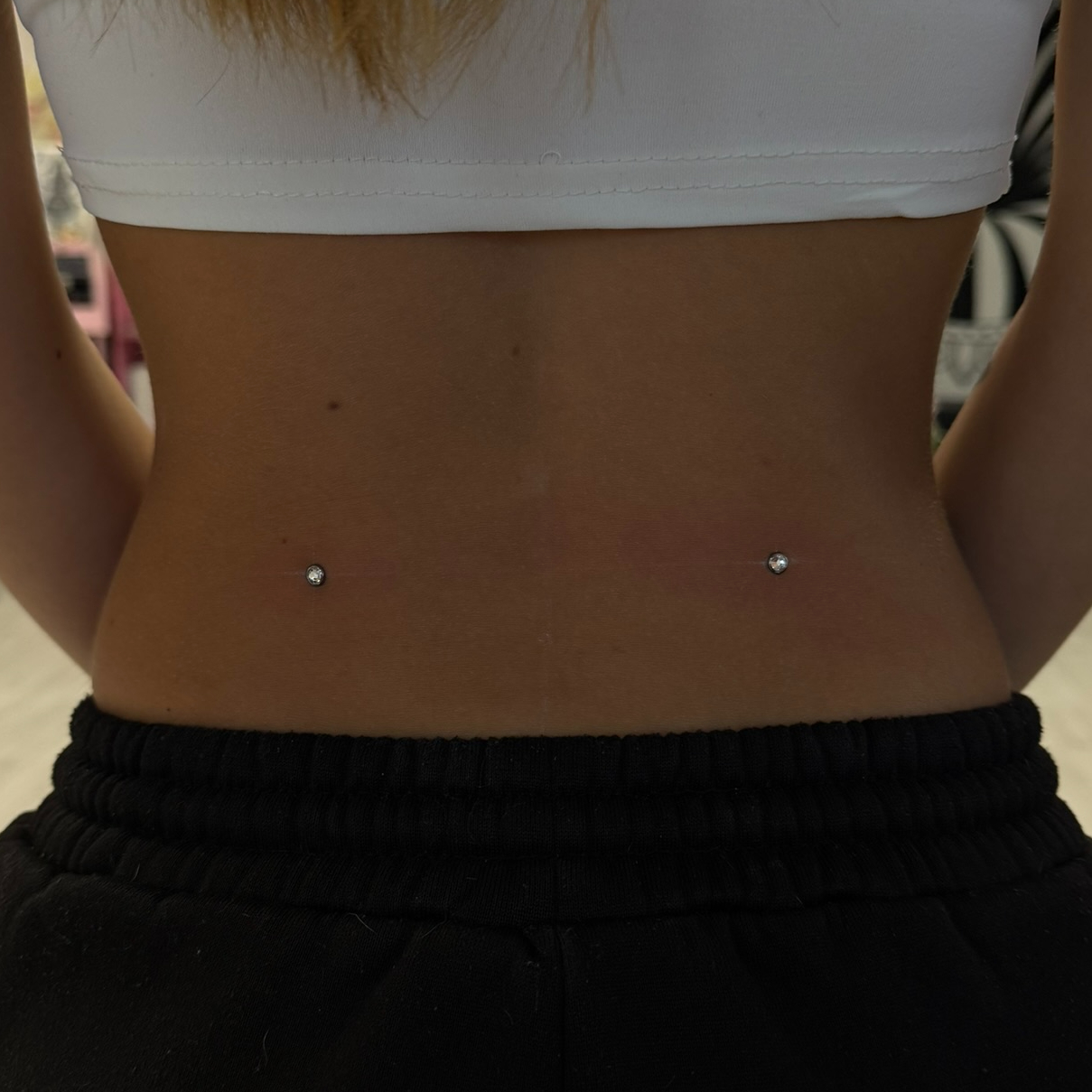 Due piercing simmetrici
