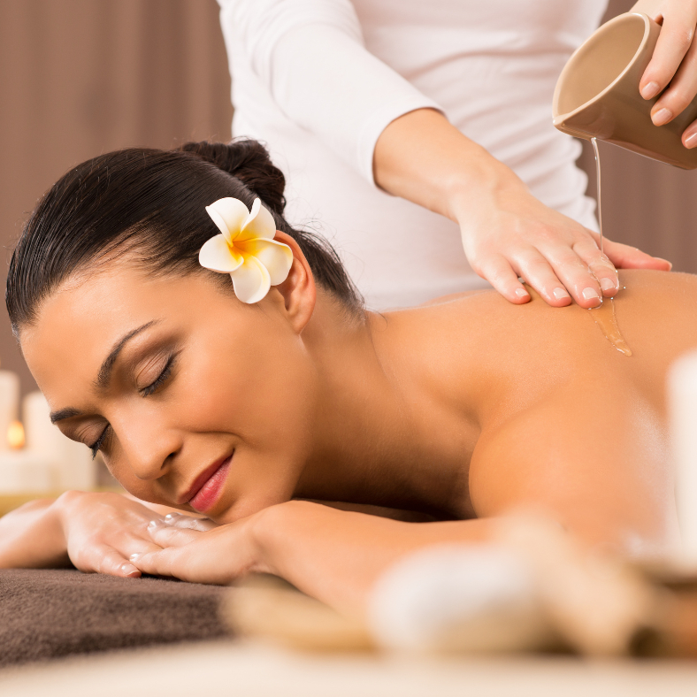 Forró kókuszolajos masszázs