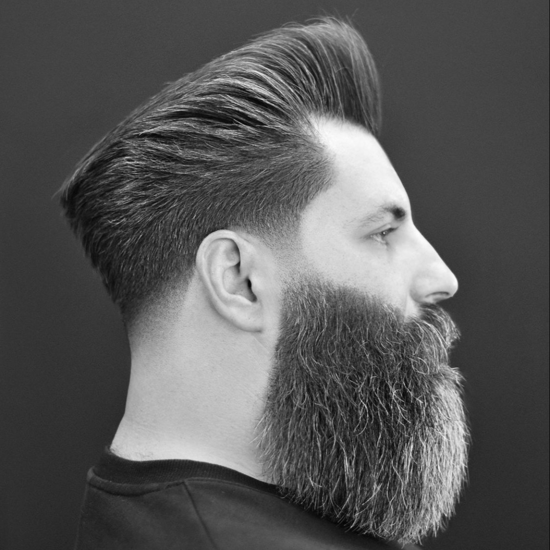 Mix střih + úprava vousů/hot towel