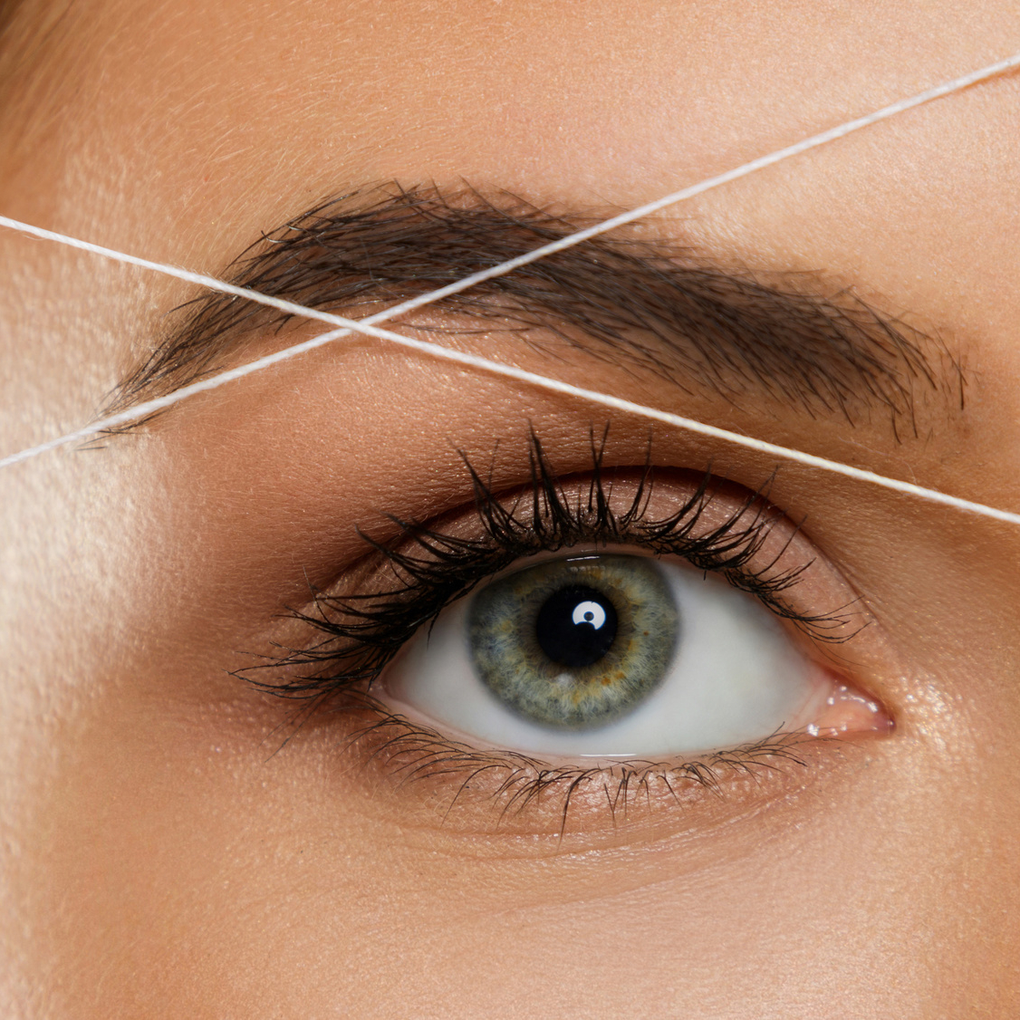 Epilation femme sourcil (S)