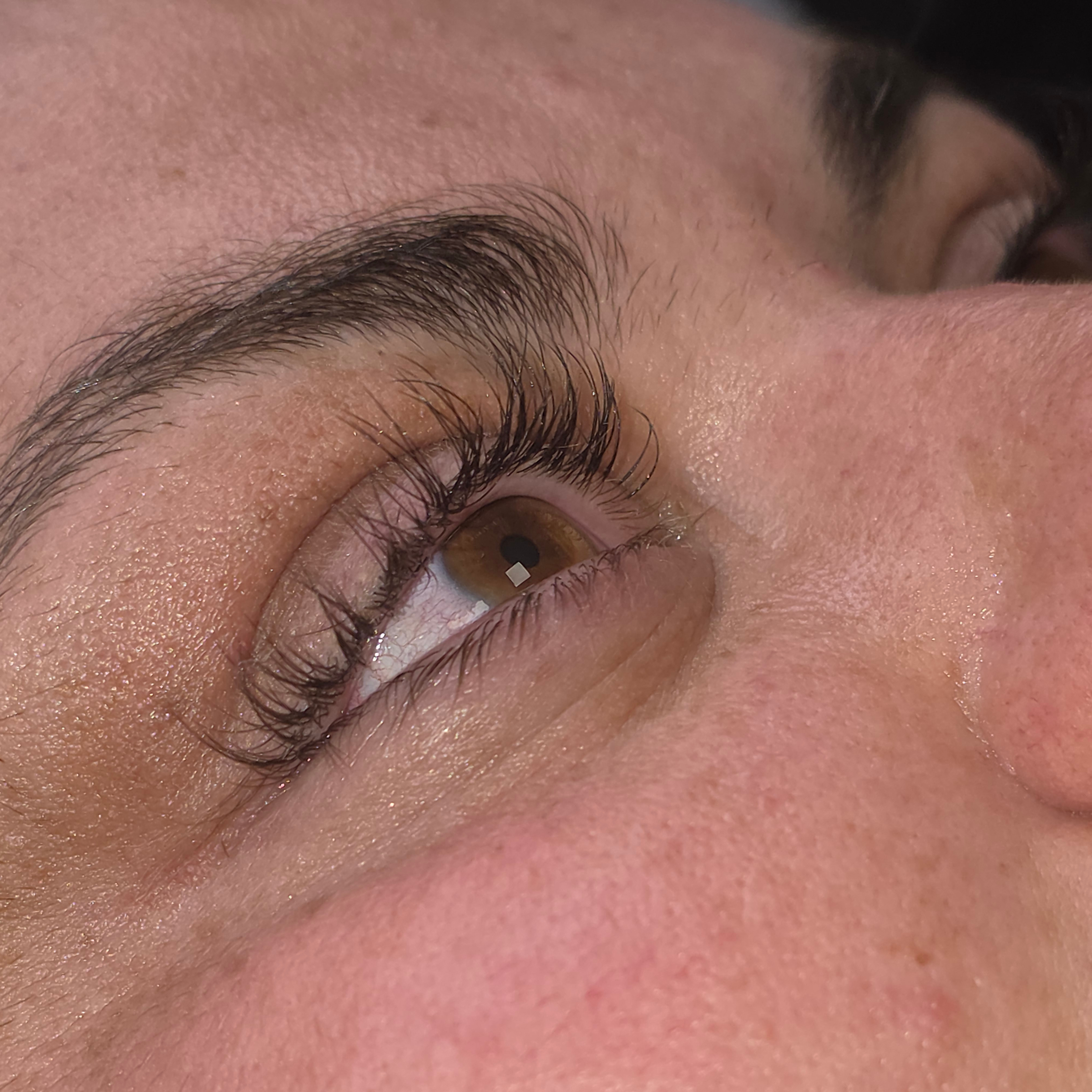 Pose complète cils à cils