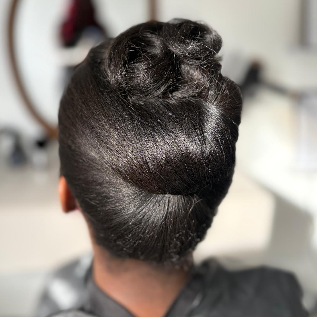 Chignon évènementiel - Cheveux naturels - Cheveux Courts