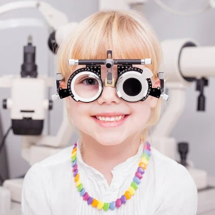 Vyšetrenie zraku detí očným lekárom