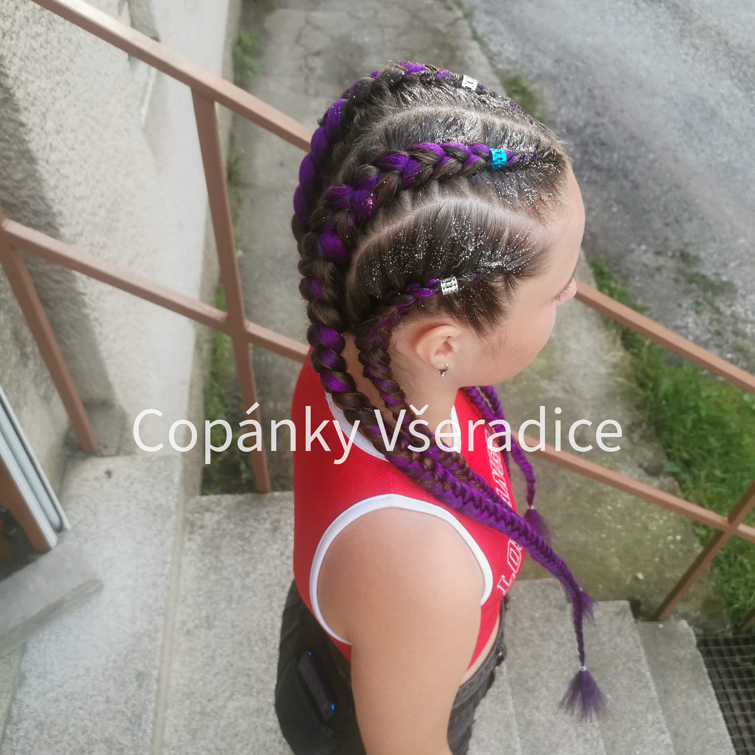 4 boxerské copánky