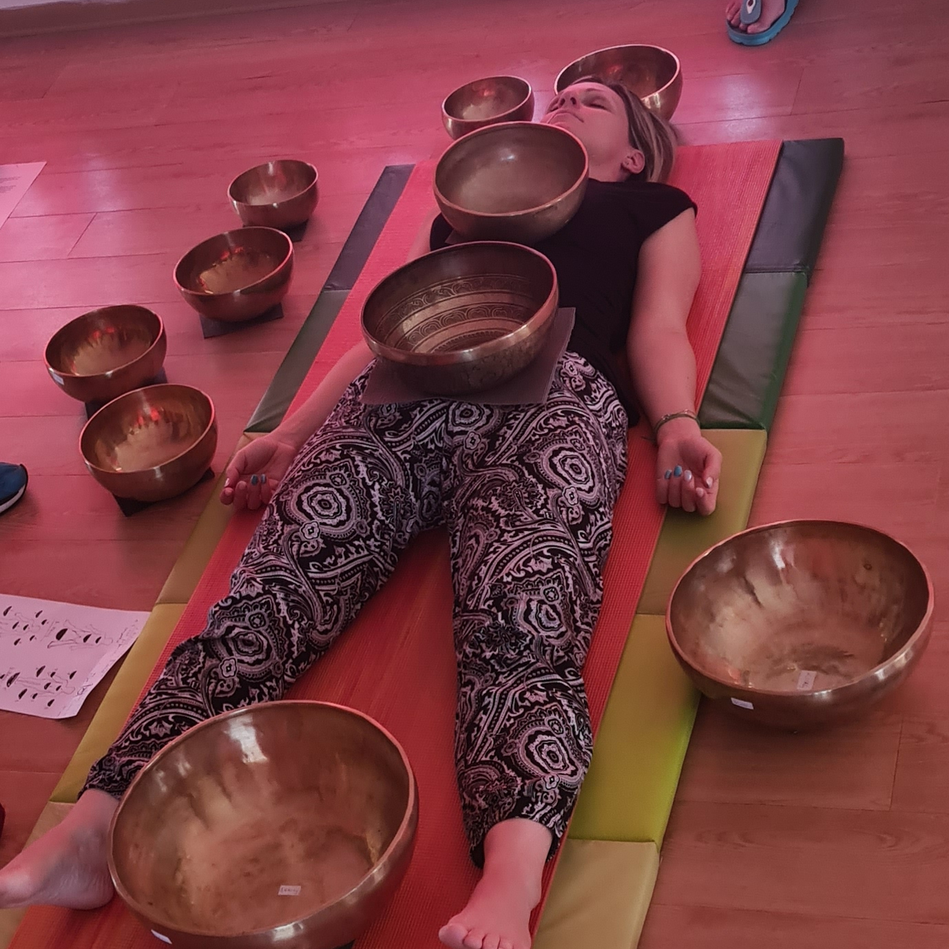 CSAKRA HARMONIZÁLÁS / HANGTÁL KEZELÉS EGYÉNI 1.25 ÓRA