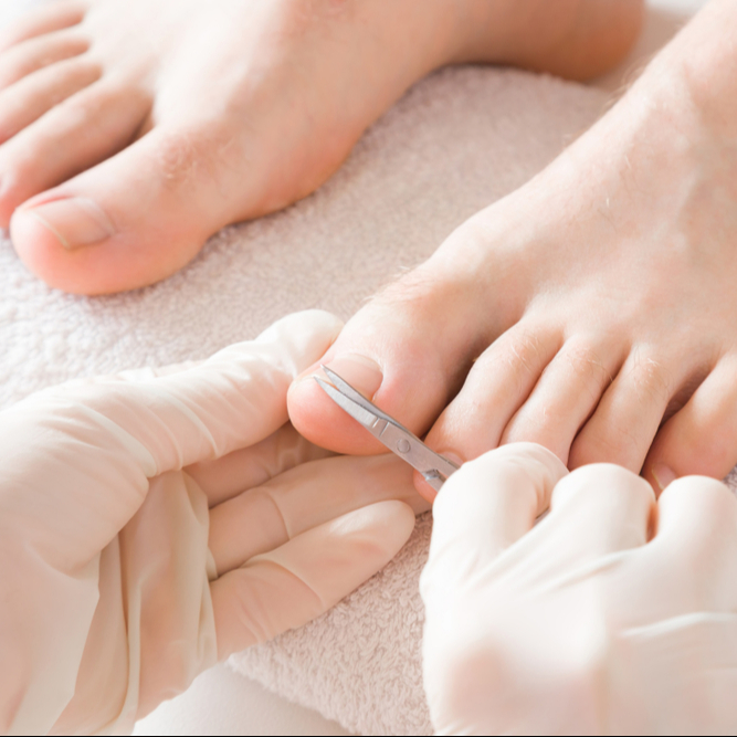 Pánská pedikúra Wellness +peeling +masáž