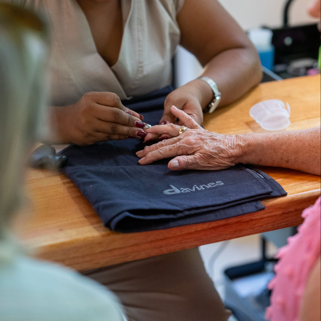 Regular Manicure Spa