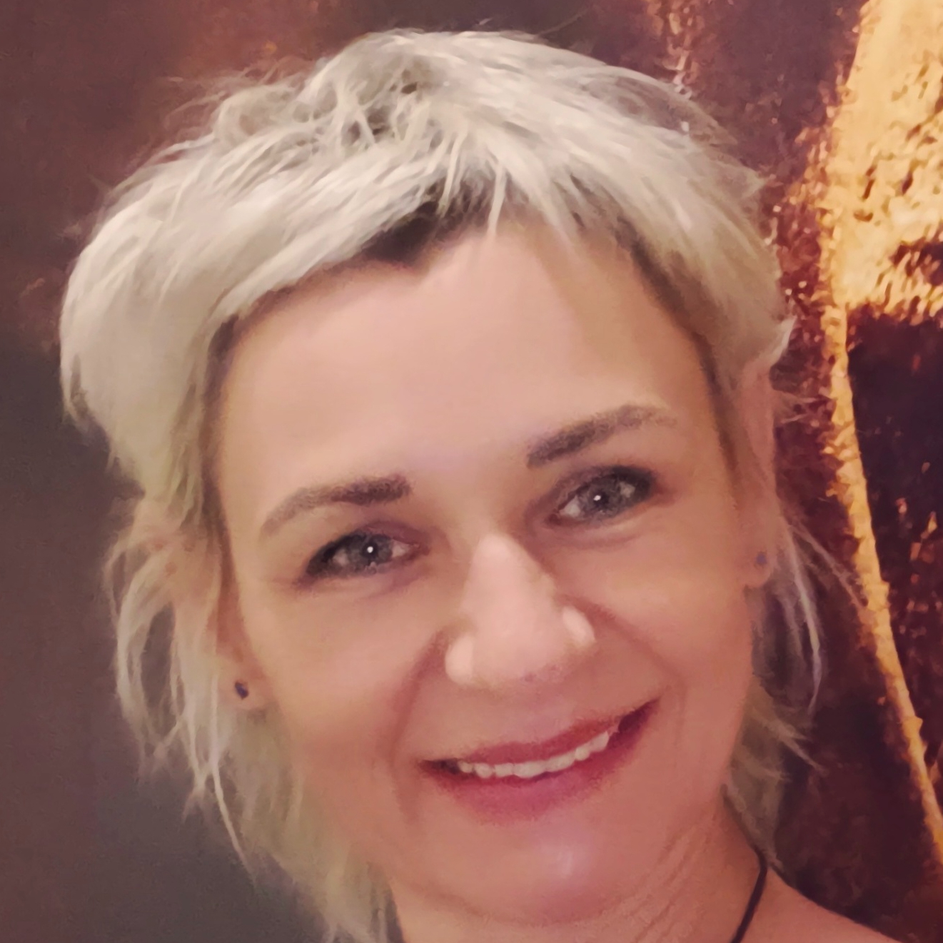 Sensual holistic massage 1 hour with PINKI