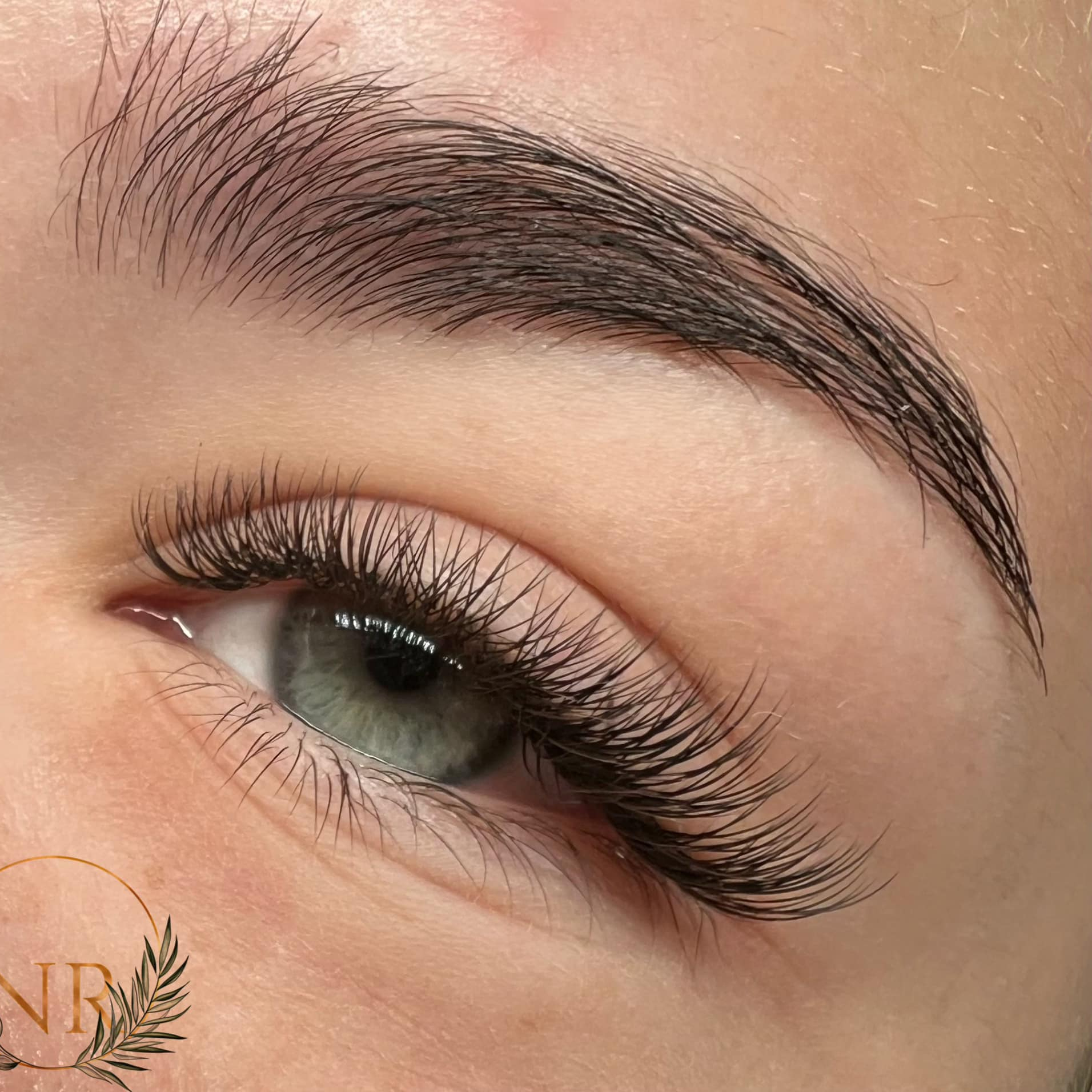 2D műszempilla töltés