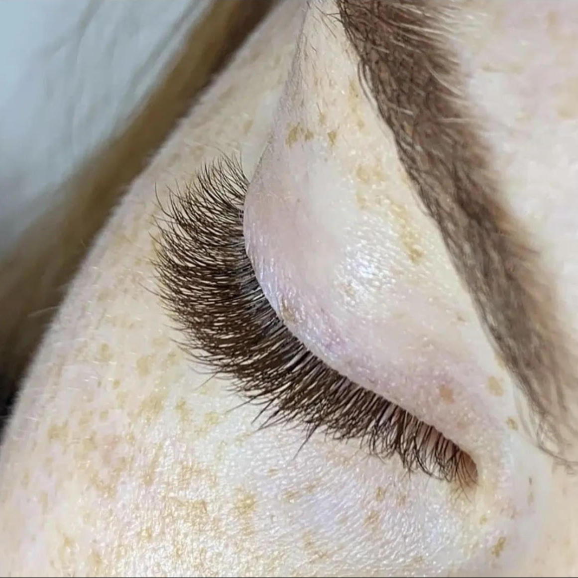 Color pestañas + regenerante