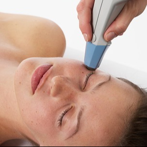 RF Protégé - Dekolt /Décolleté