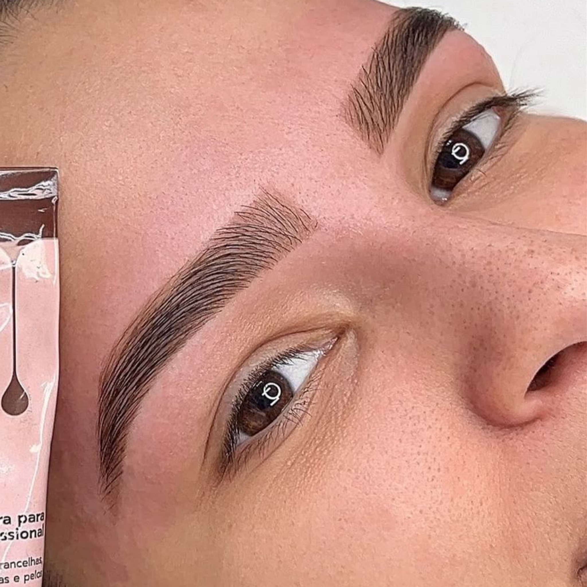 Tintura+ Design de sobrancelhas