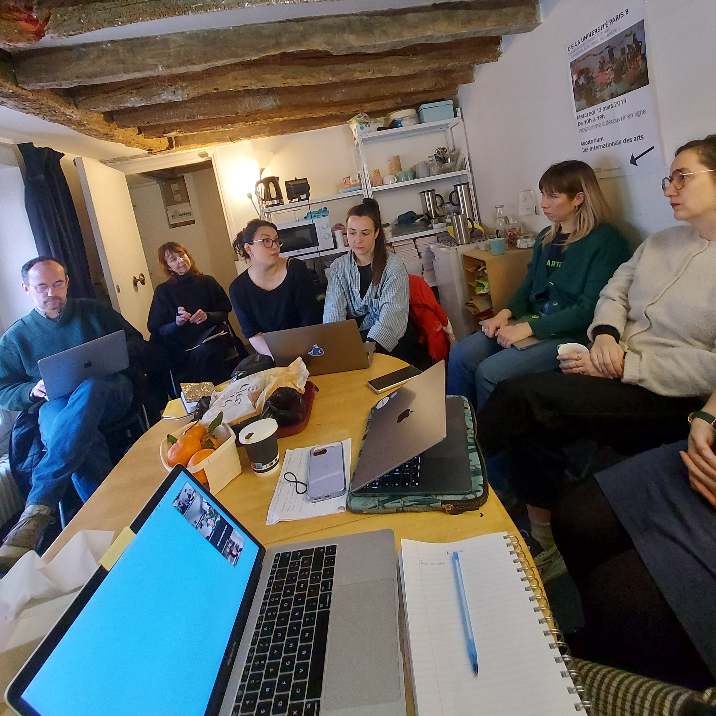 Réservation d'un espace de travail au bureau de C-E-A