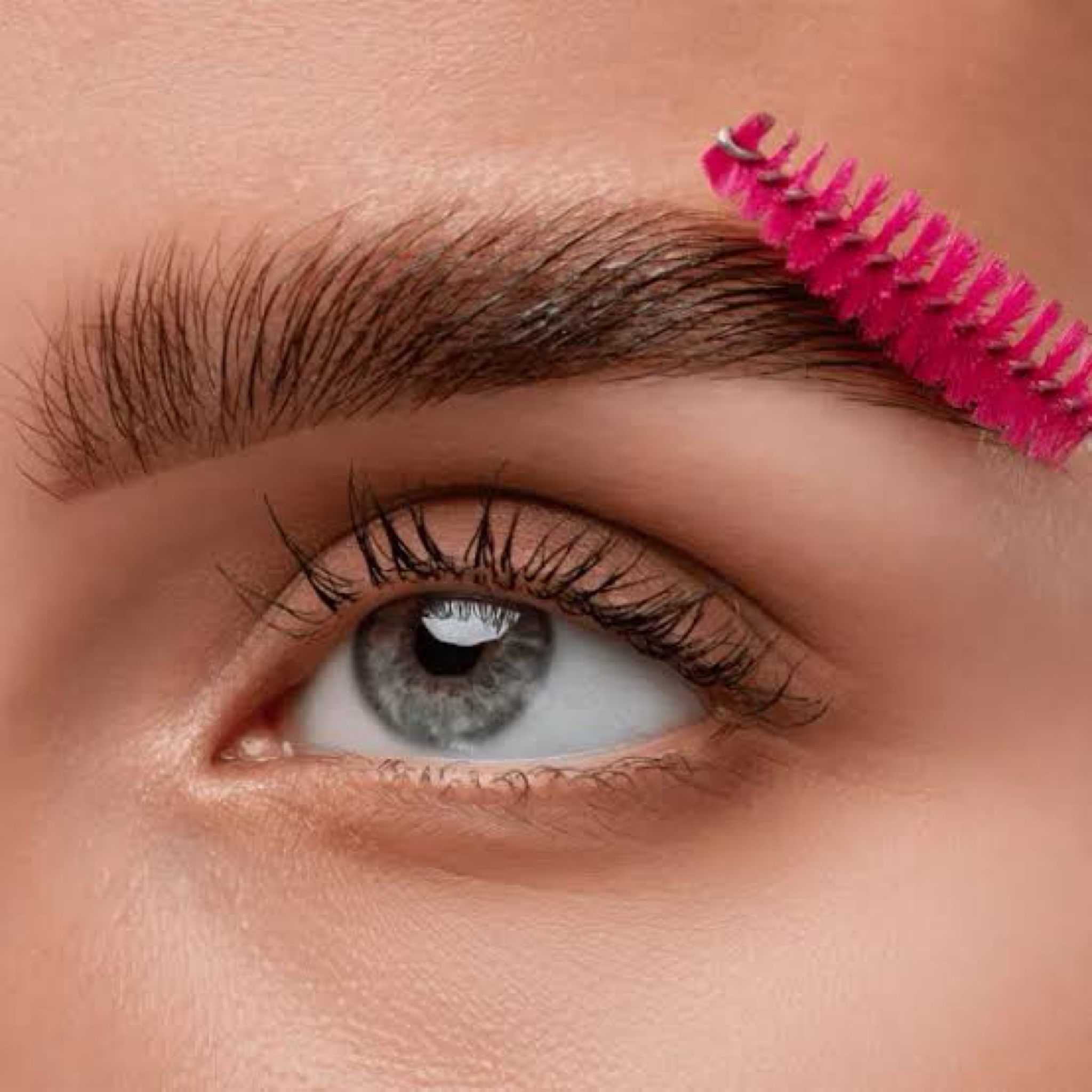 Teinture des sourcils