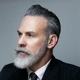 Corte de Cabelo clássico + Barba  Moderna