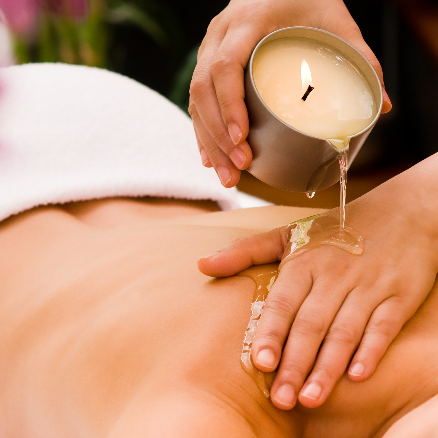 Candle Massage + Shiatsu Facial