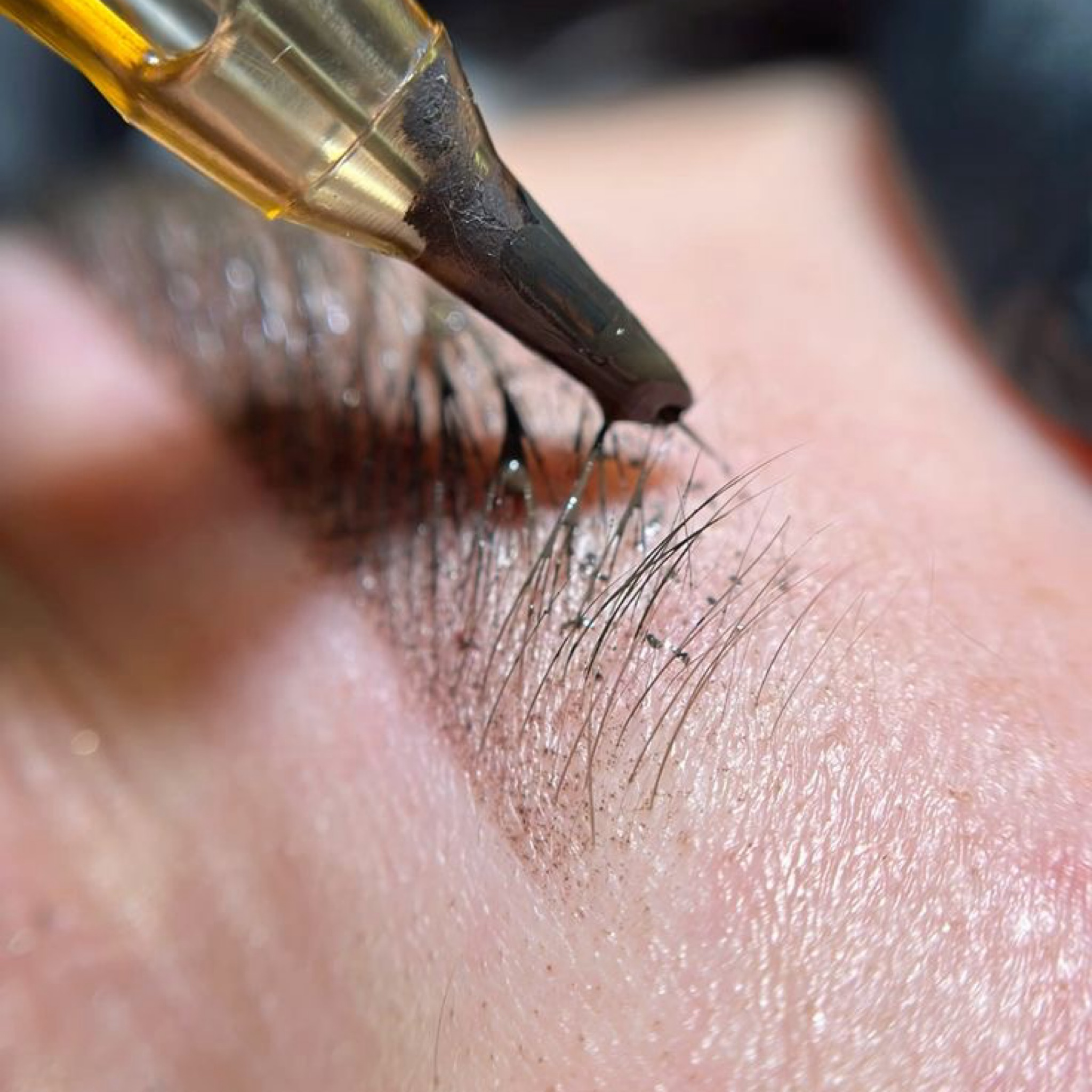Permanentní make-up obočí
