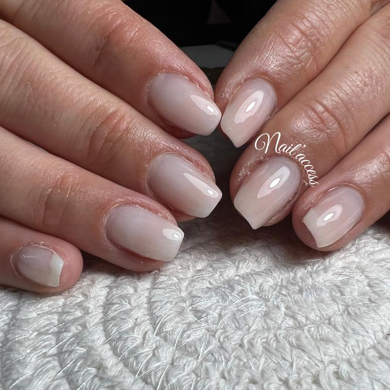 Gainage sur ongles naturelles (1ére pose = ongle à nu)