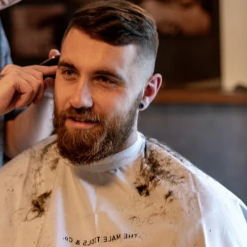 Skin fade + úprava vousů
