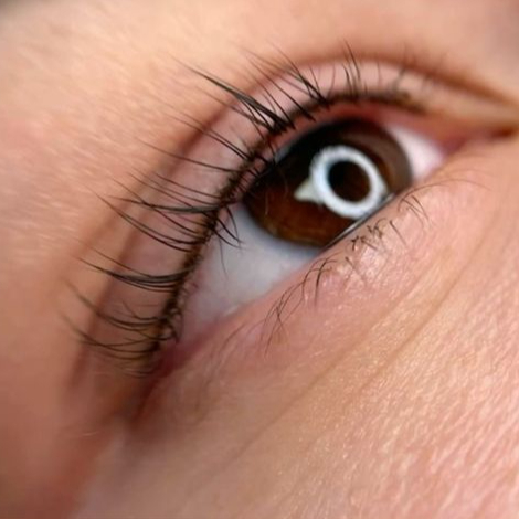 Meziřasová oční linka - Permanentní make-up