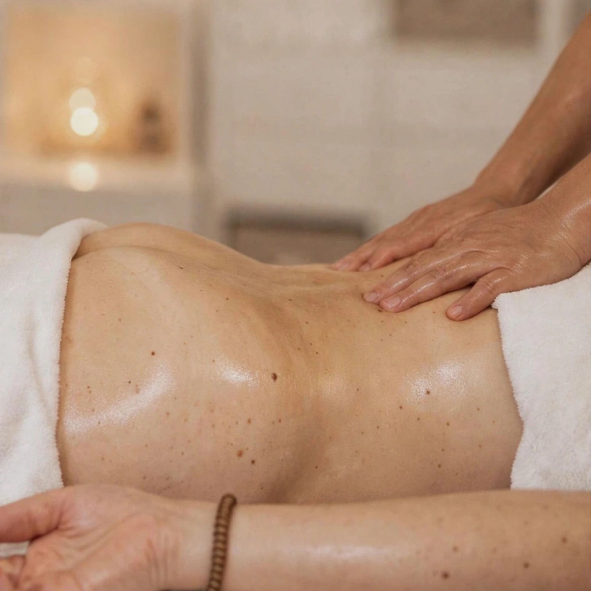 BACK SHAPE & BUMBUM TRATAMENTO ESTÉTICO ESCULPE DETOX