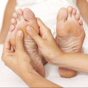 Relaxační masáž chodidel s principy reflexní terapie (30 min.)