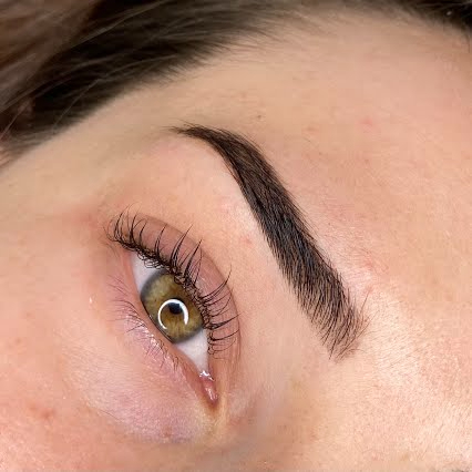 Teinture au henné + Restructuration