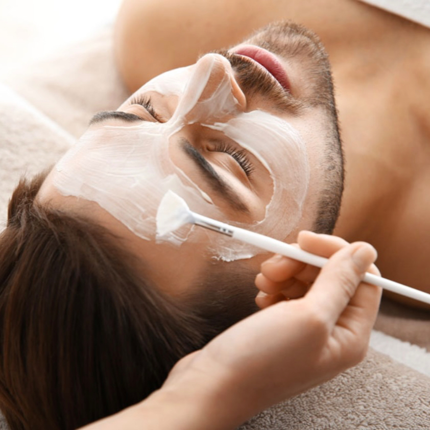 Ošetření galvanickou žehličkou pro muže