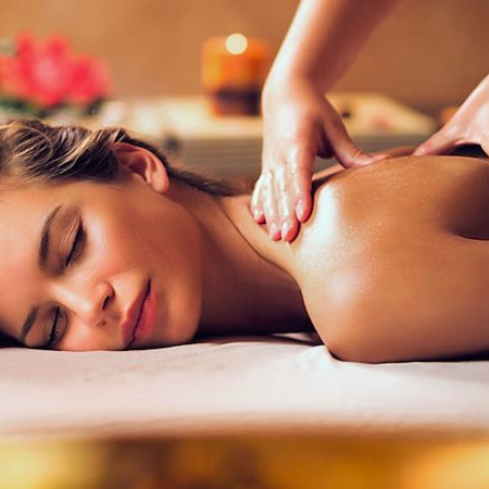Massagem Ayurveda + Swedana Sauna
