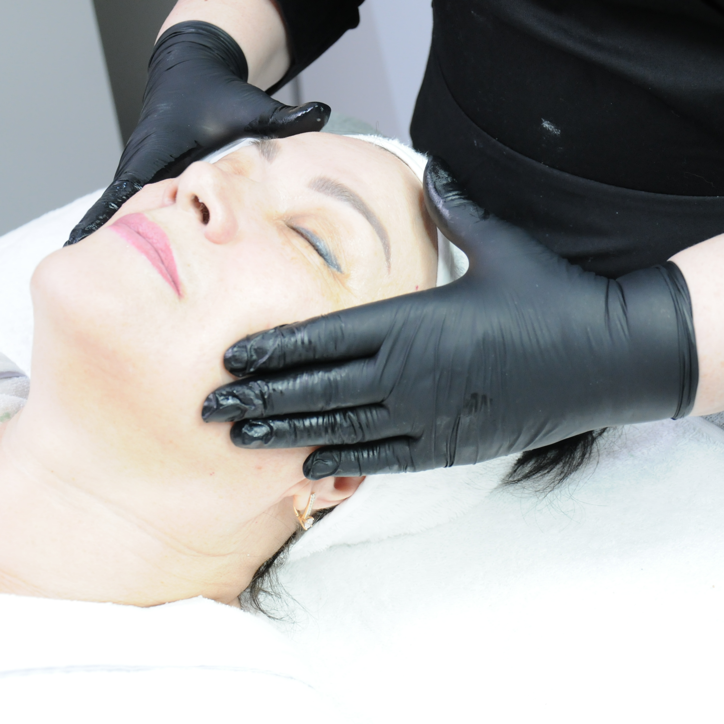 Čištění pleti / Facial Cleansing