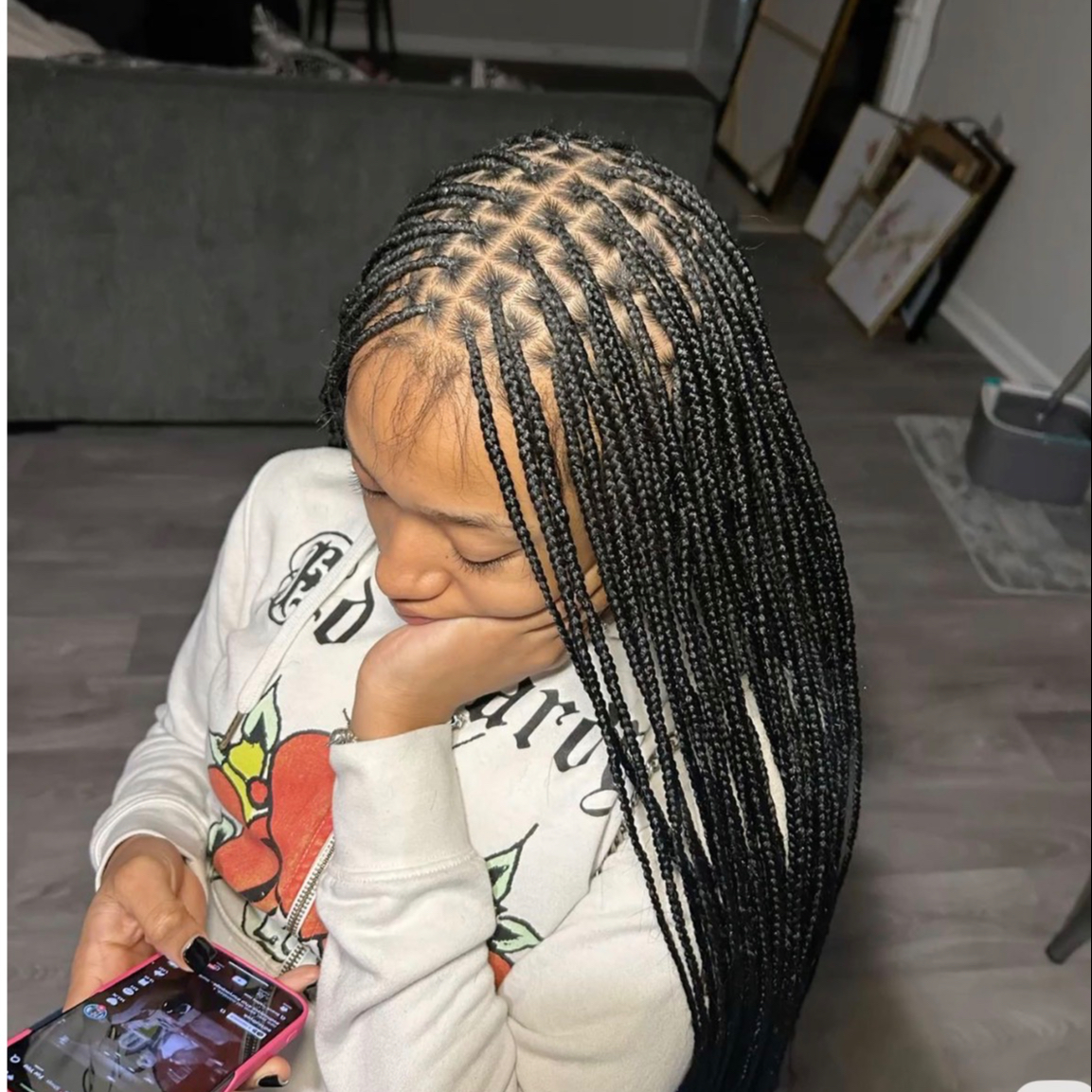 Knotless braids small