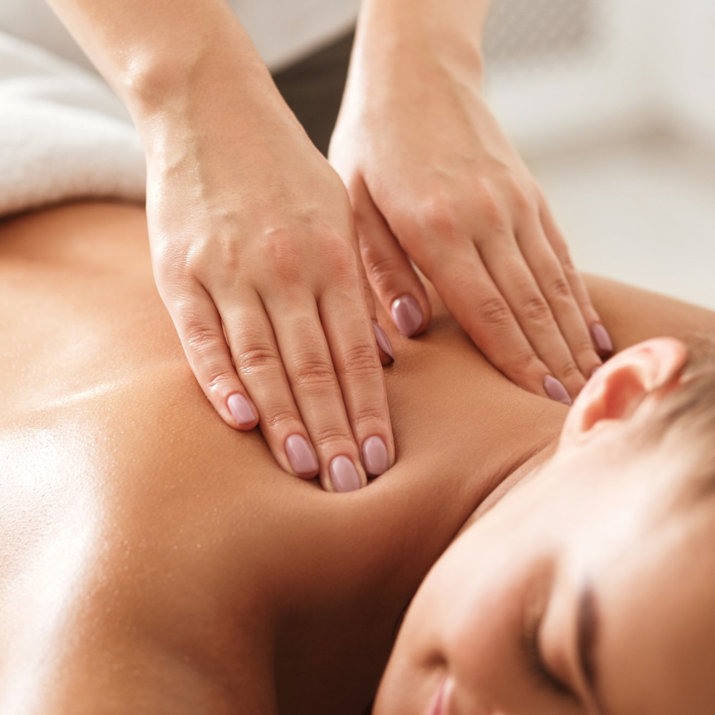 Masáž - klasická / relaxačná / celotelová