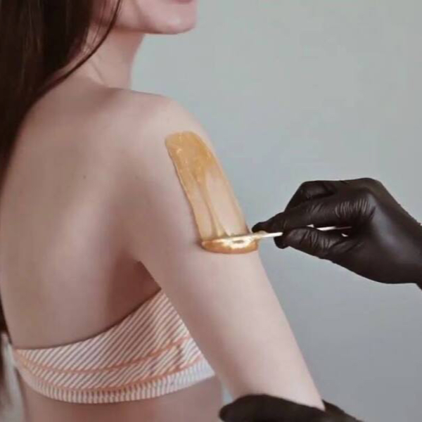 Celé ruce - Vosk / Whole hands - Wax