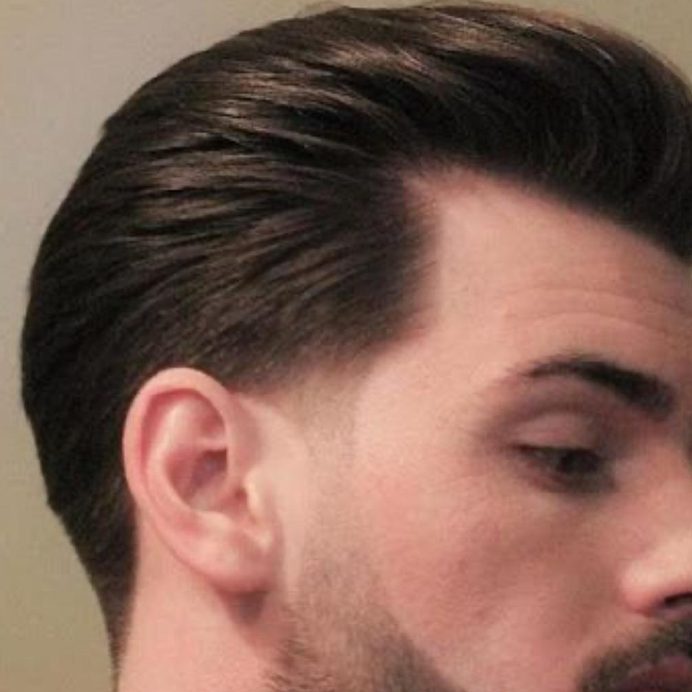 Corte Degrade + Depilação Orelha ou Nariz