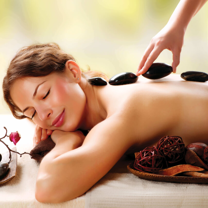 Masáž lávovými kameny – 30 minut (krk, ramena)