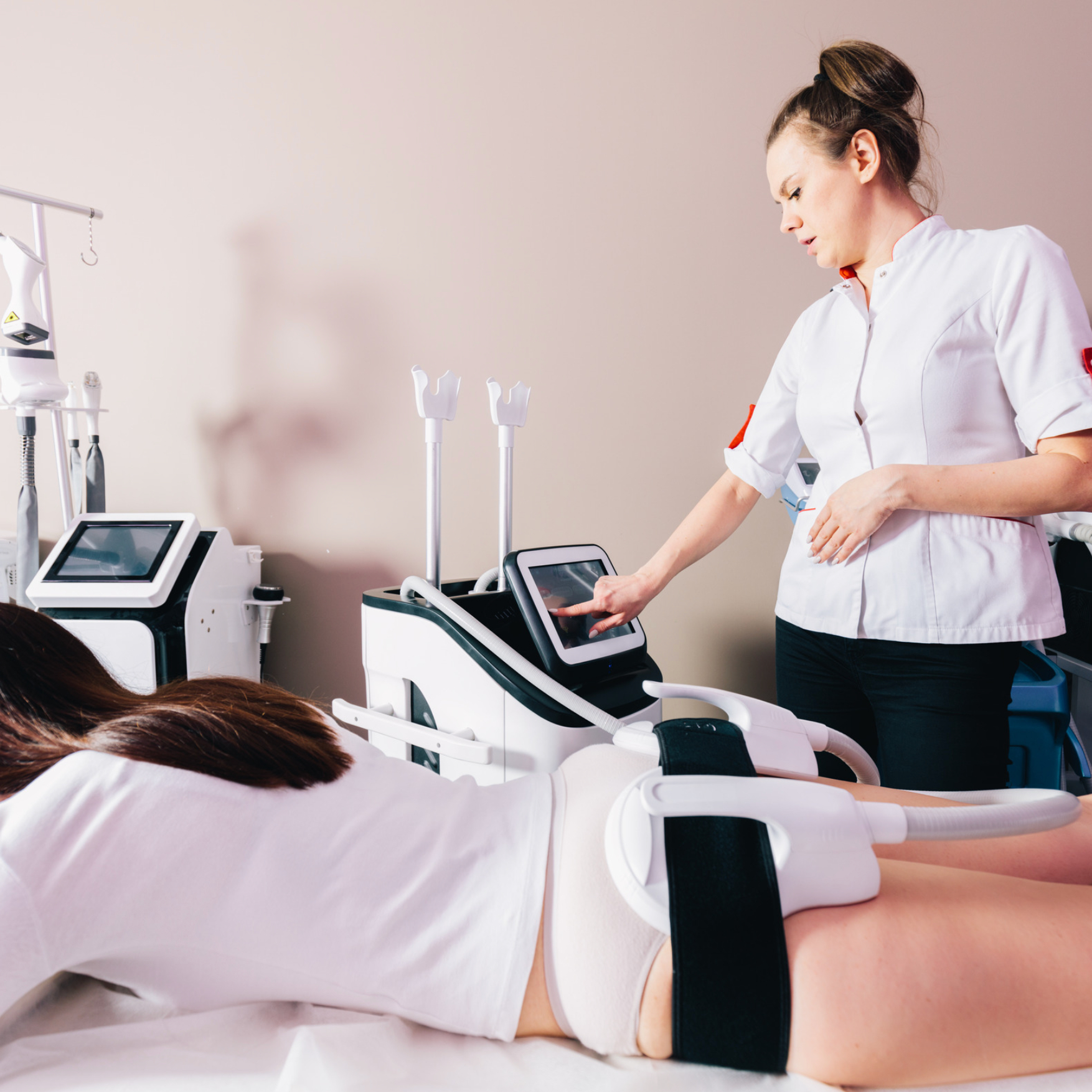 RenaSculpt procedura - Dvě partie současně