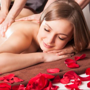 Négykezes svédmasszázs (Teljes test) 90 perces