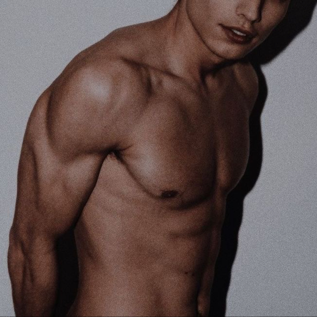 Panská depilace zad