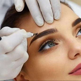 Maquillage permanent des sourcils