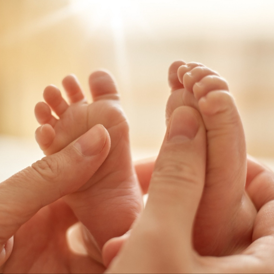 Séance de réflexologie bébé-enfant