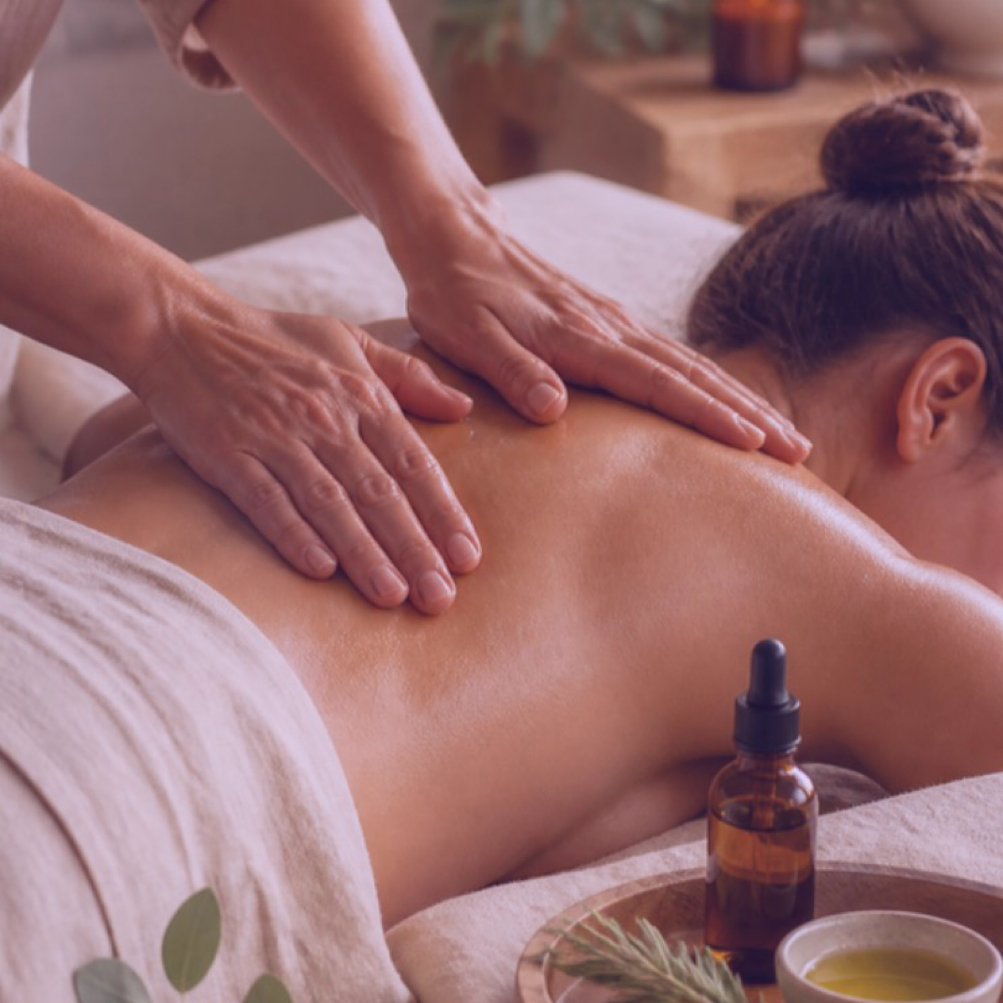 « Technique Aromatouch » aux huiles essentielles