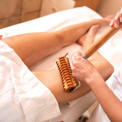 Maderoterapie90O - klasická (břicho+nohy+hýždě).+ obličej