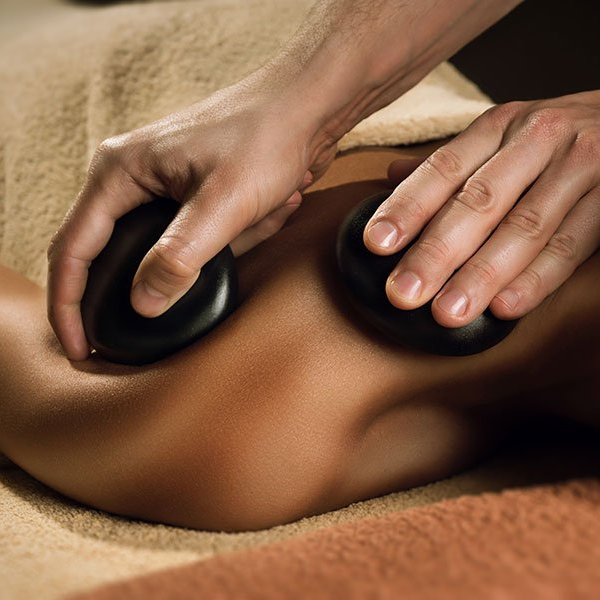 Aromaterápiás, illóolajos, lávaköves harmónia masszázs 75’