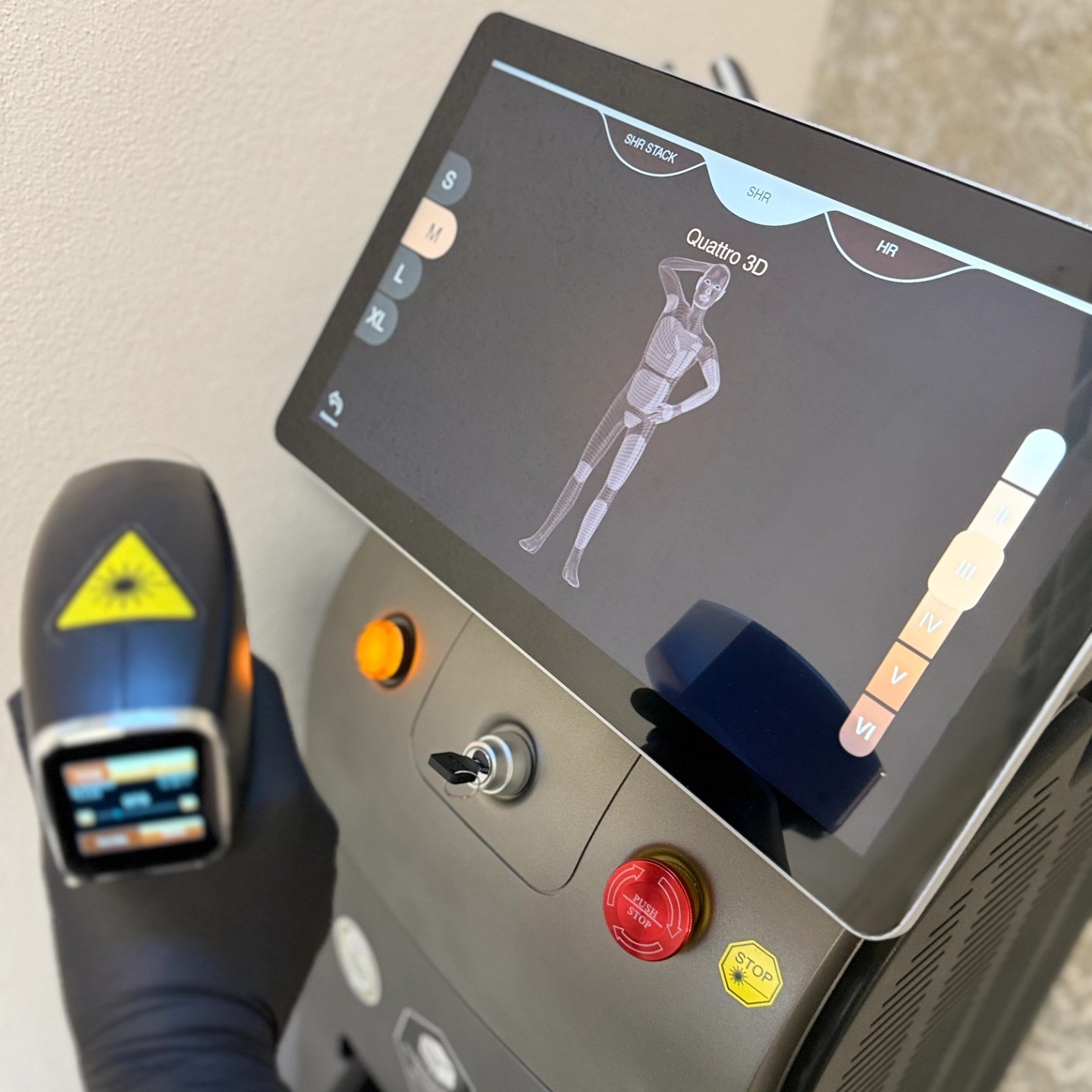 Podpaží+Hluboké bikiny+Lýtka vč. kolen-Laser/Armpits+Deep bikini