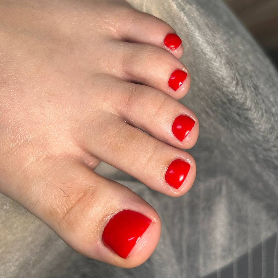 SPA pedikúra (paty + prsty) + gel lak