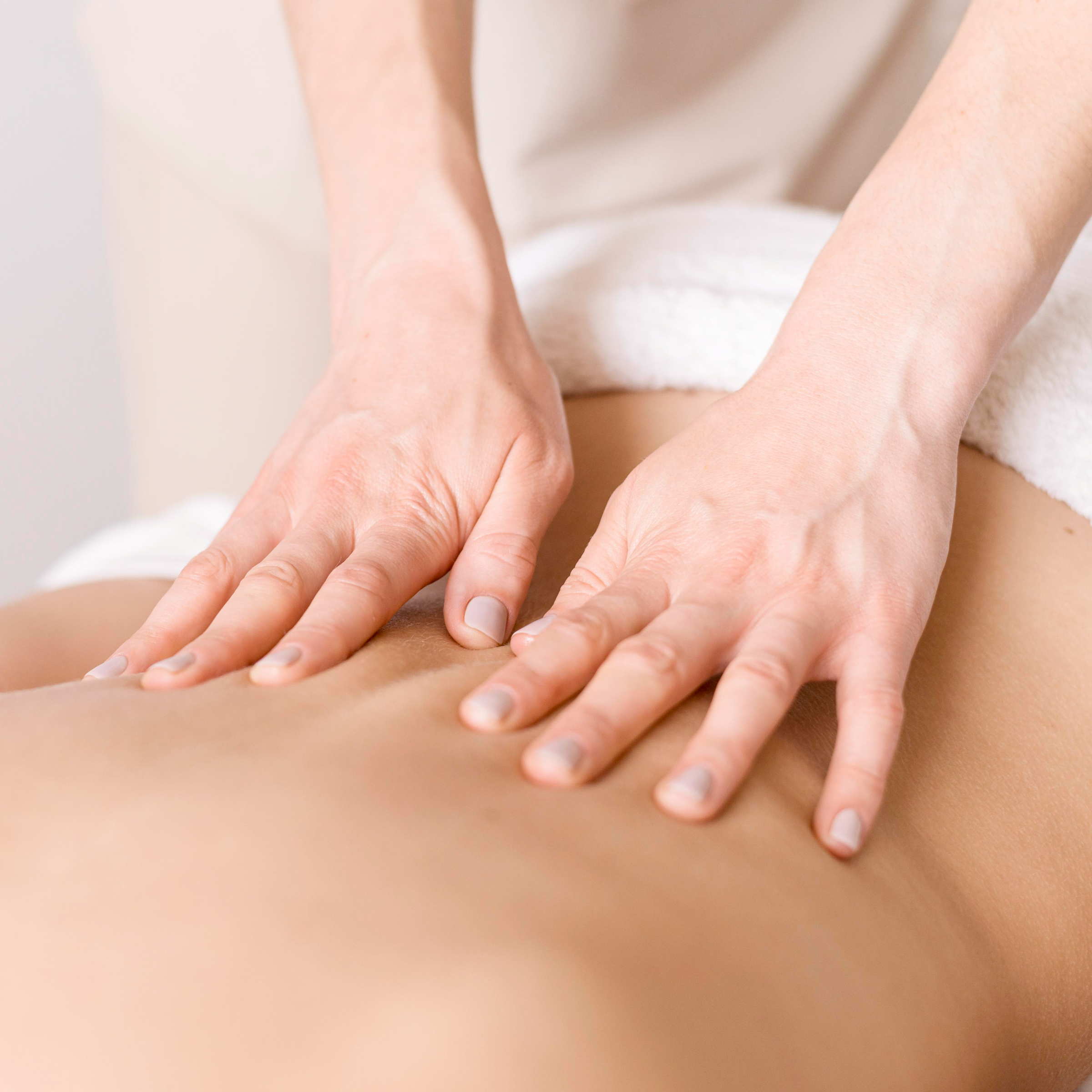 Svédmasszázs (90')