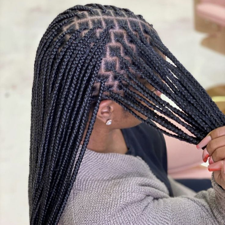 Small knotless braids épaules