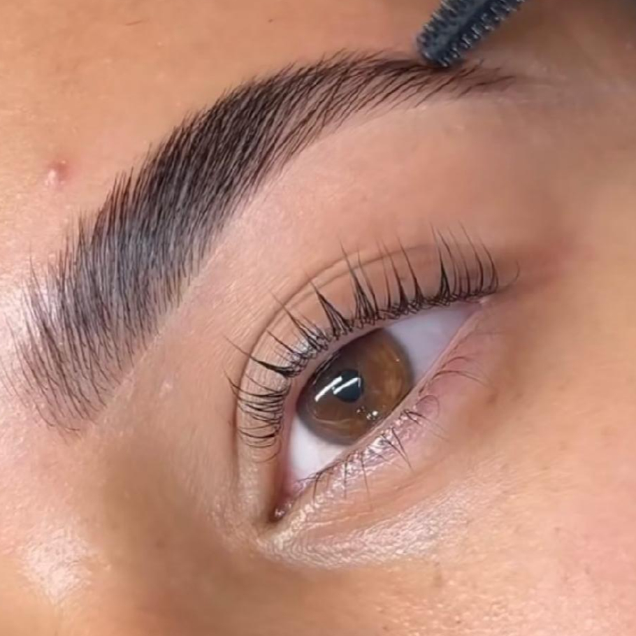 Combo Prestige : Perfect brow + rehaussement de cils