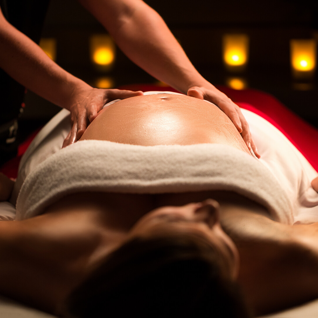 Massage femme enceinte ou jeune maman
