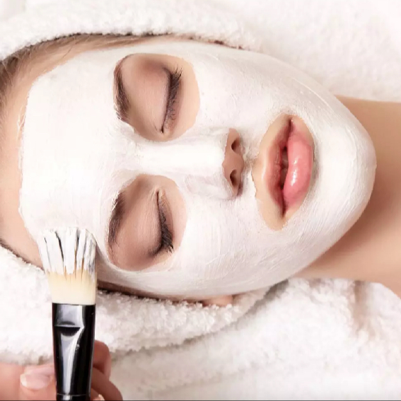 Základní kosmetické ošetření obličeje